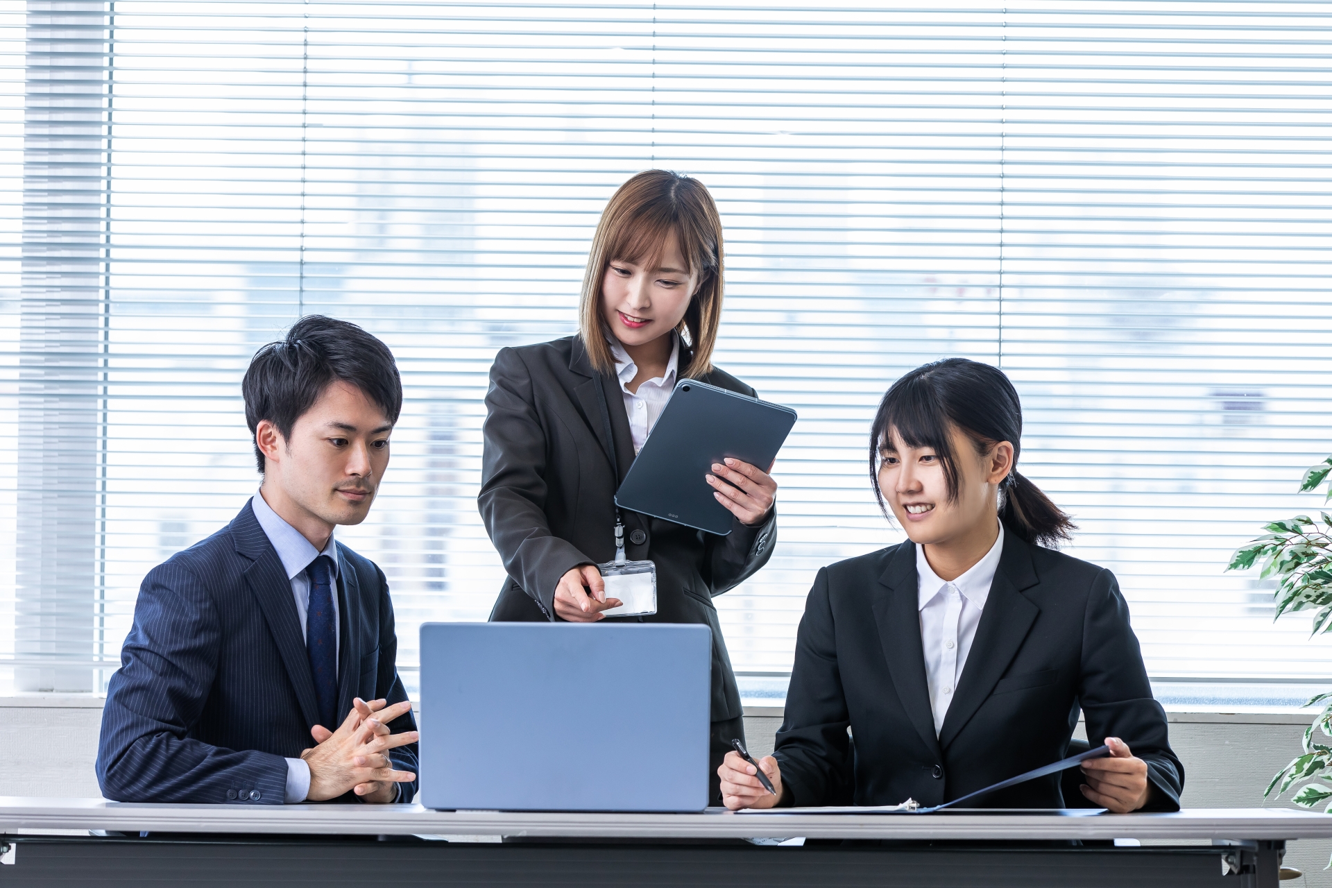 システム移行の依頼は何から始める?進め方と注意点を解説