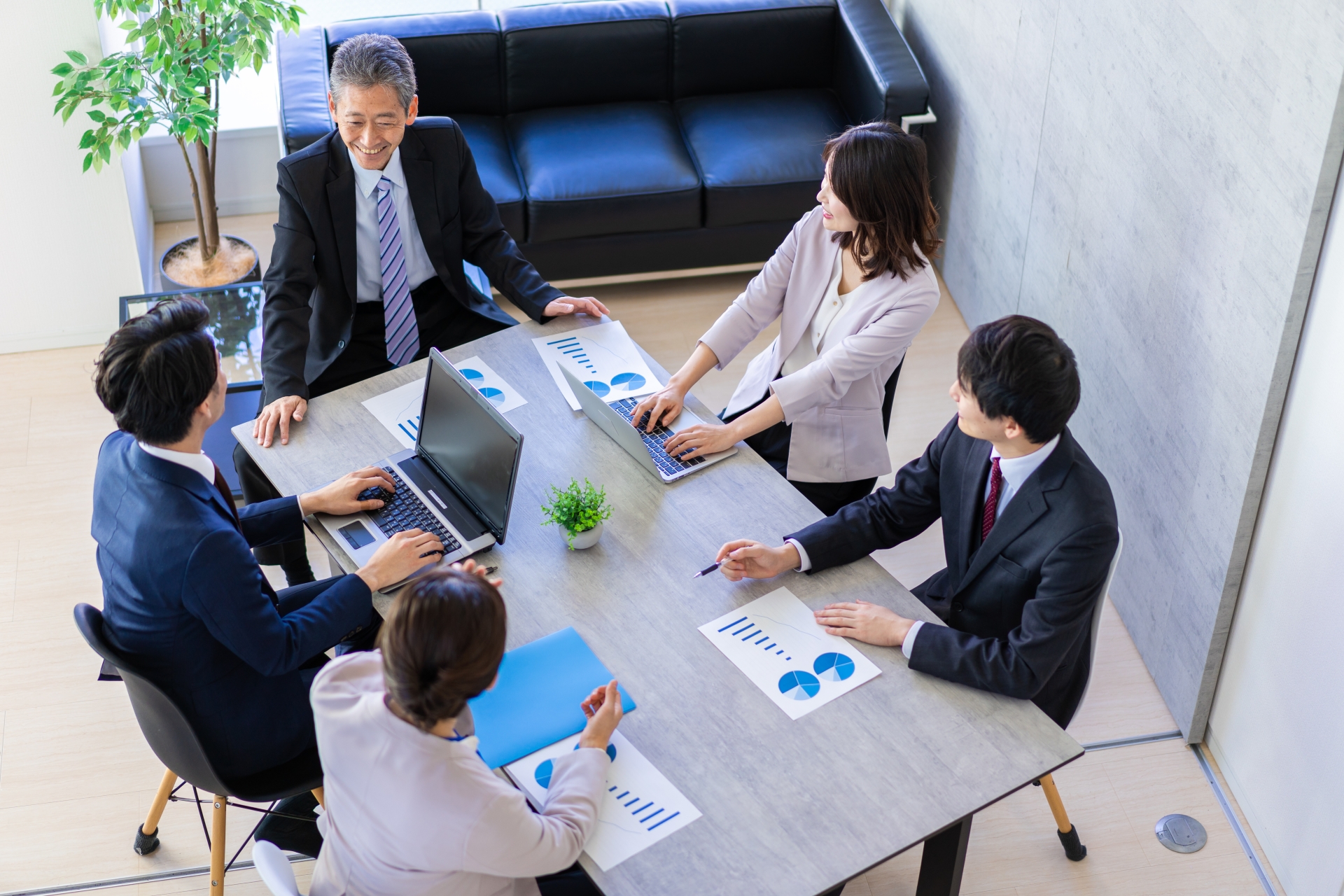 生成AIで新規事業をつくるには?成功事例・流れをシステム開発会社が解説